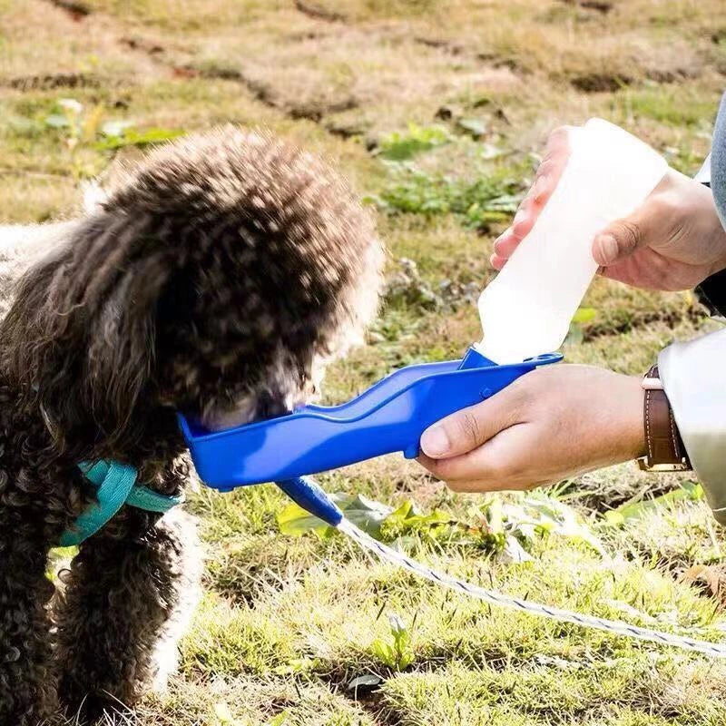 Bebedouro Portátil Garrafa Plástica Passeios Pet Cães Gatos  Vision Shop